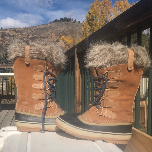Sorel Joan of the Arctic women’s size 8 - Picture 3 of 4